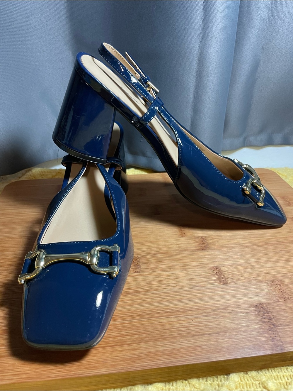 Ann Taylor Navy Patent Slingback Block Heels with Gold Bit